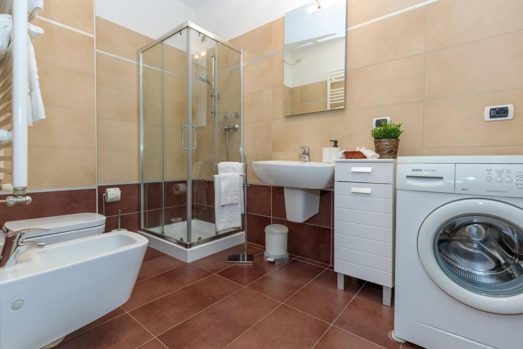 10 Min From Venice Free Garage Lovely Flat Mestre Luaran gambar
