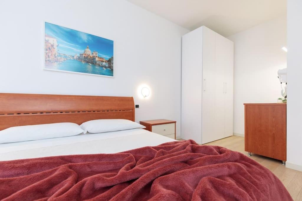 10 Min From Venice Free Garage Lovely Flat Mestre Luaran gambar